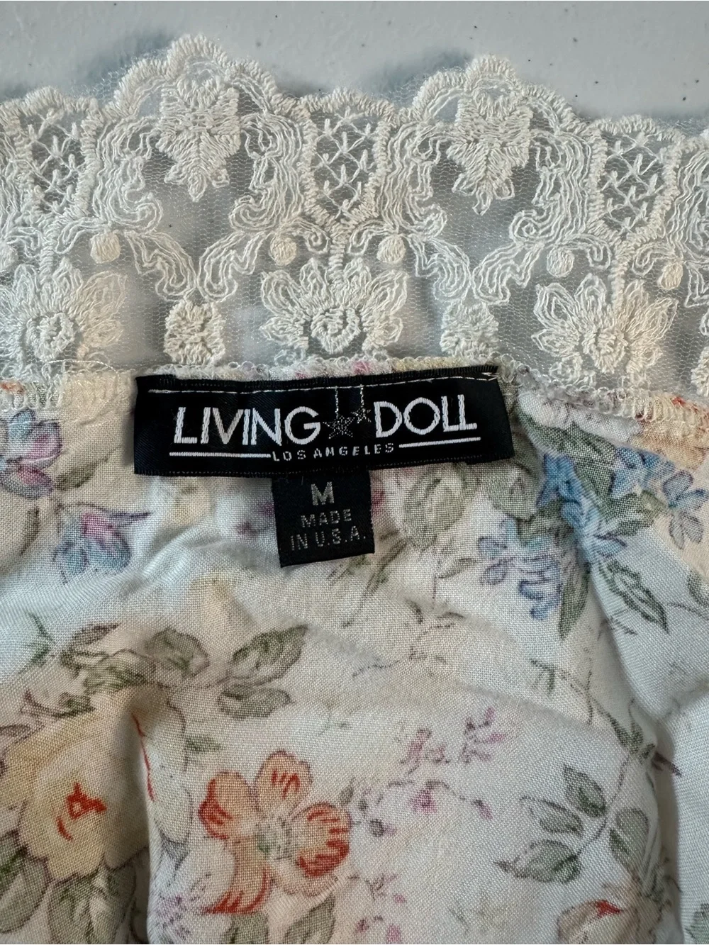 Living doll Cream Floral Lace-Trim Top with Flowers Women’s Size M - Picture 7 of 13